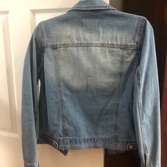 Distressed jean jacket - Picture 2 of 3
